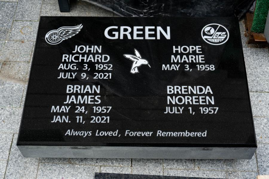 Green, a 28 x 20 x 4 Midnight Black marker is the perfect size for a multi-cremation plot. You can find this memorial in Lake of the Woods Cemetery. Note: Some cemeteries have plot restrictions on size of the flat grass marker, this size might not be available to everyone. 